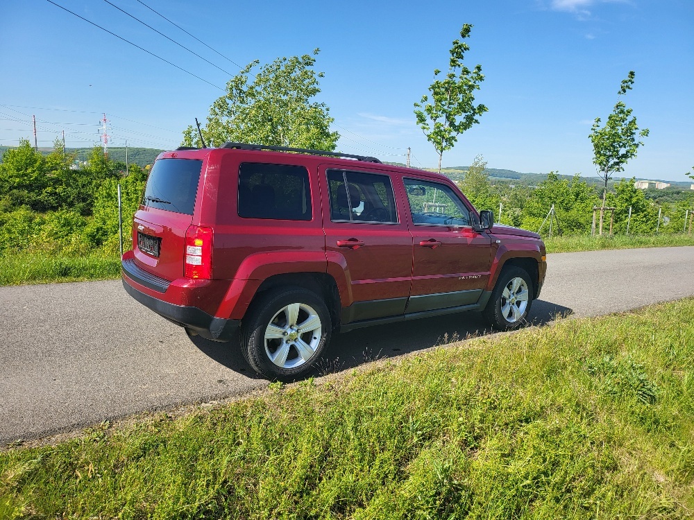 PRODAM JEEP PATRIOT - RV: 2011 - 2.2 CRDi - 4X4 TOP STAV - 4