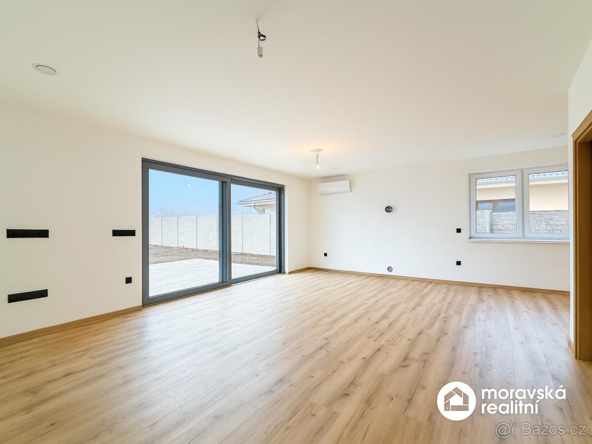 Prodej rodinného domu v Ivančicích - Hrubšicích - 4