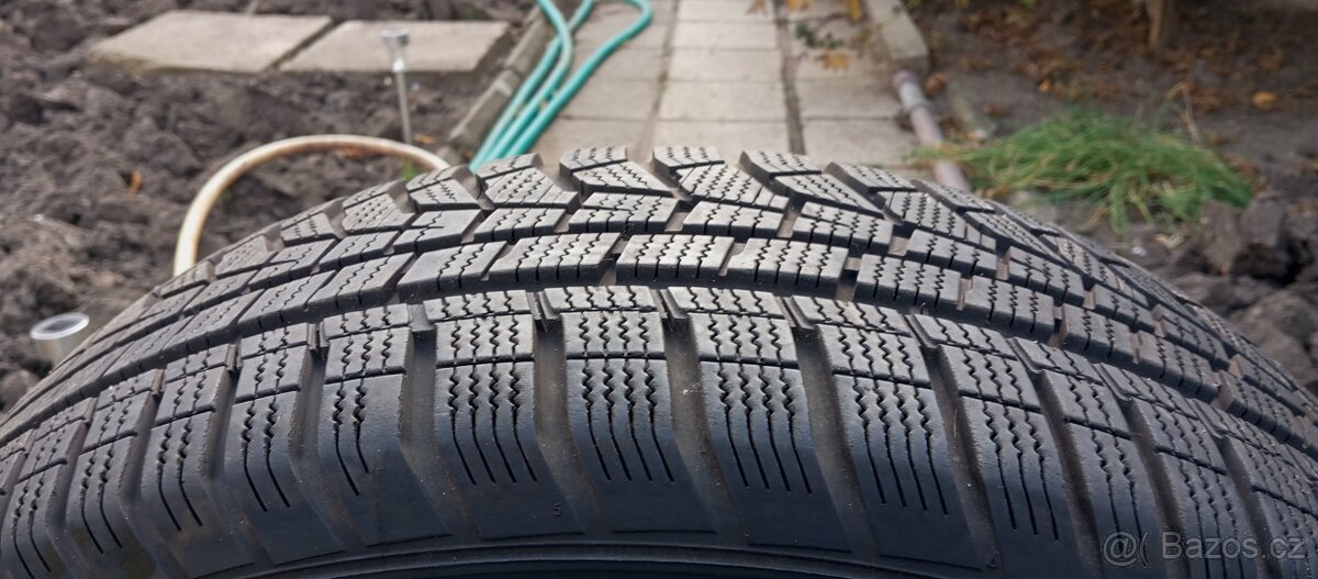 Zimní ALU kola 215-70-16 - 4