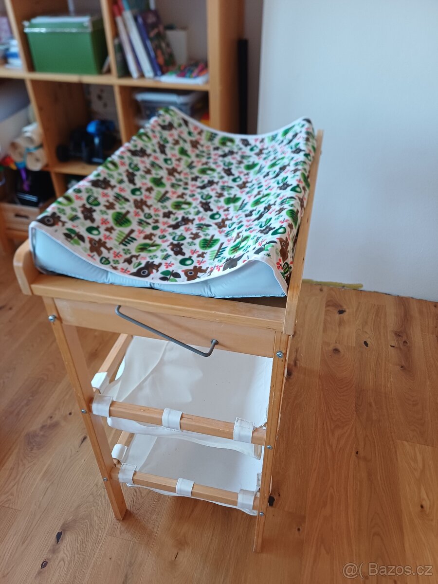 Přebalovací pult - 4