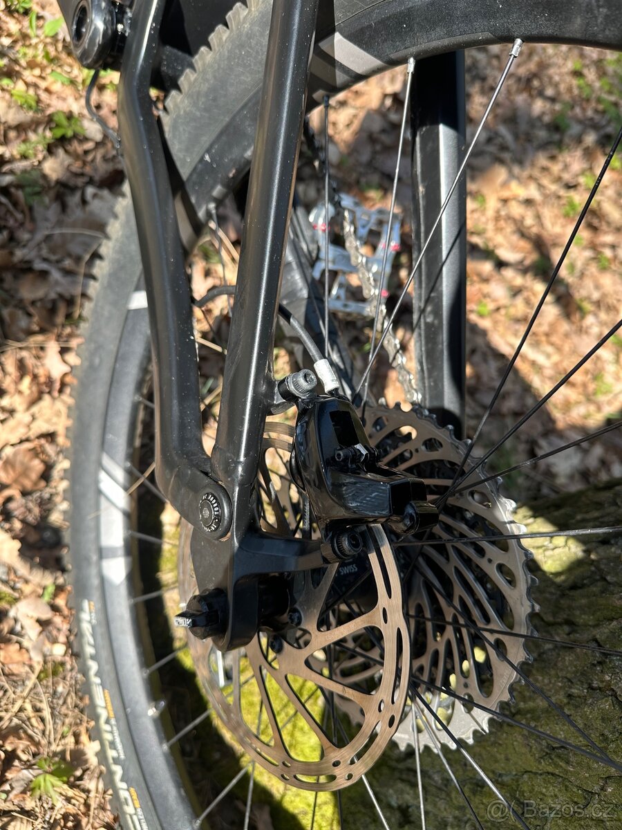 Canyon Torque CF9 - 4
