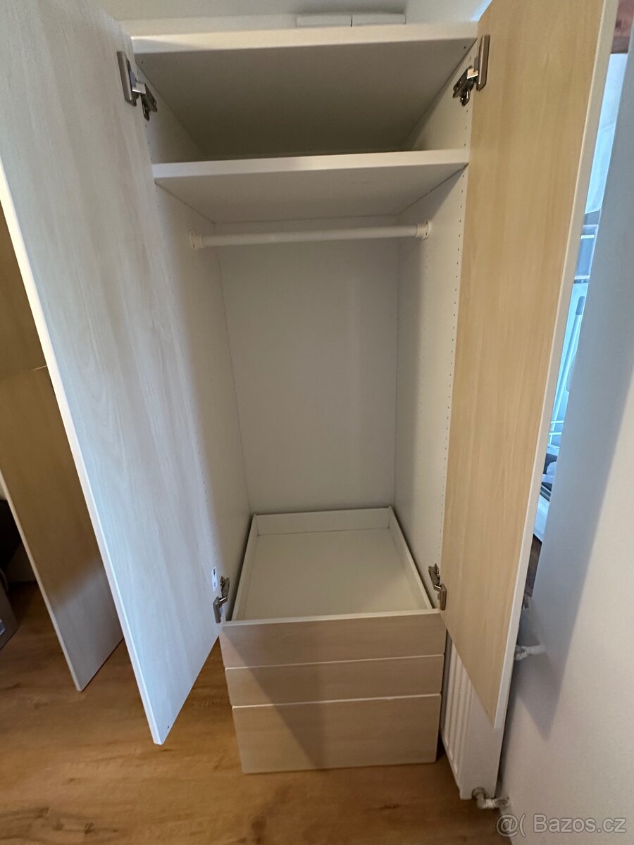 IKEA dětská šatní skříň - 4