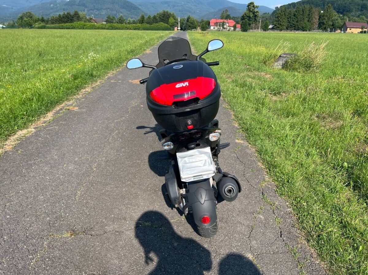 Gilera Runner 200 ST - 4