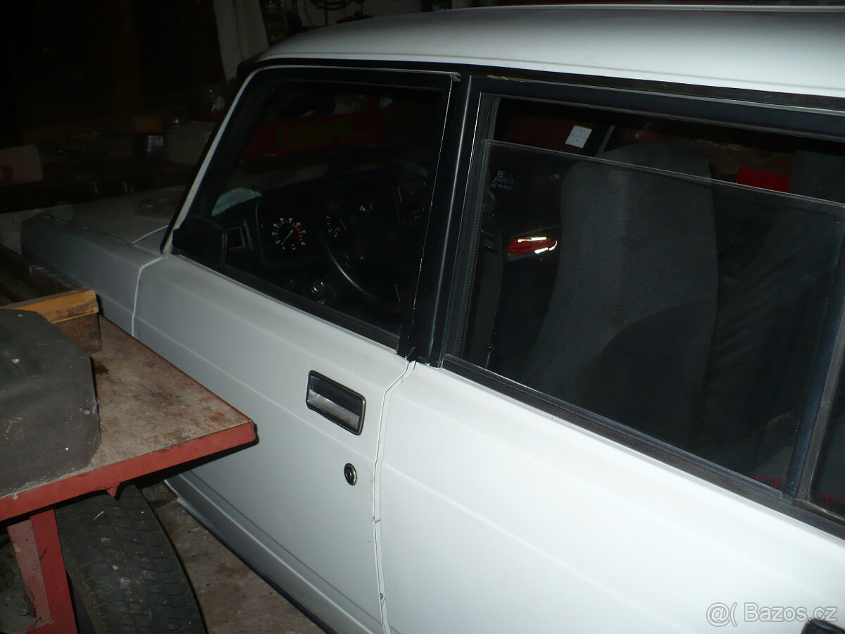 LADA 21044 - 4