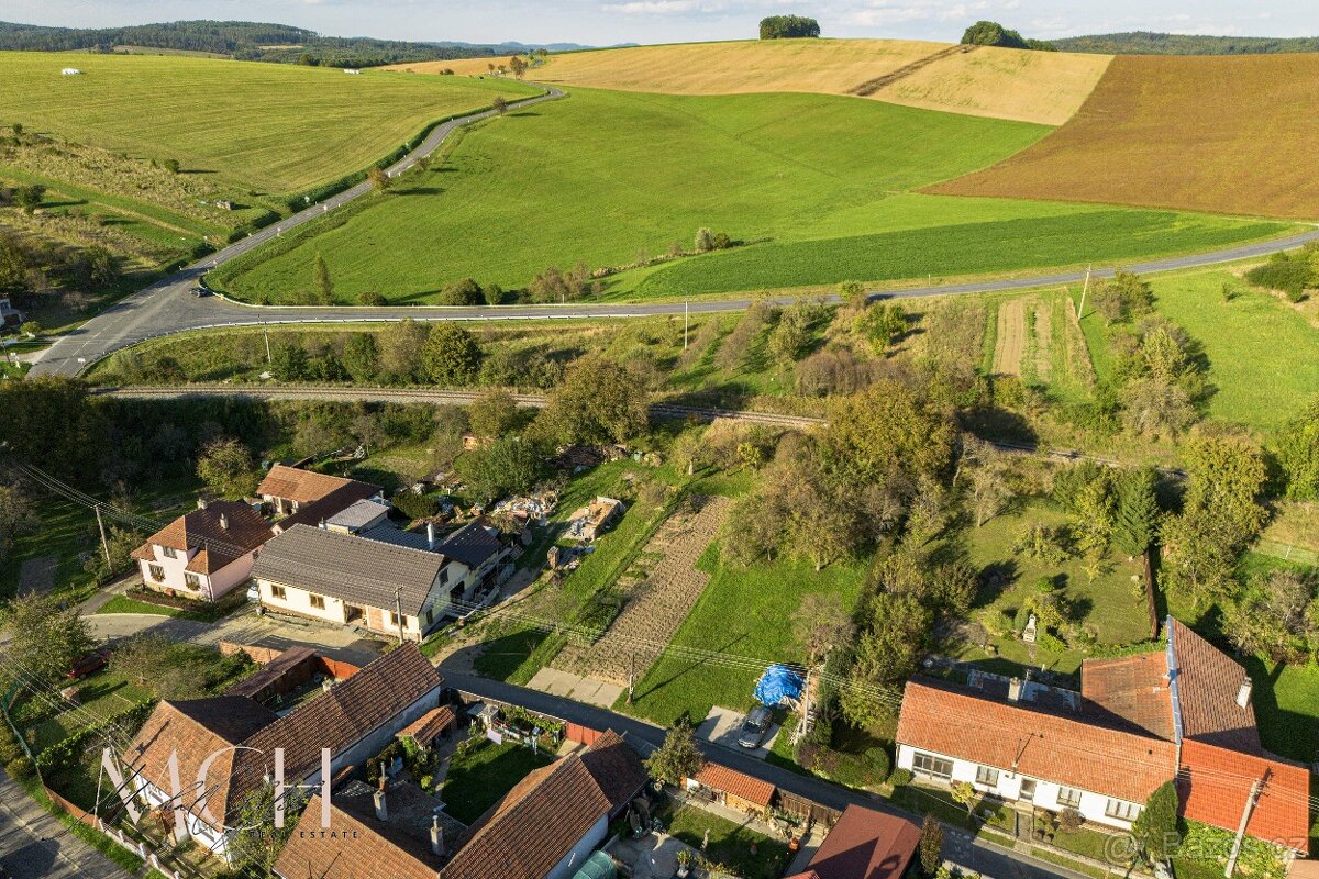 Stavební pozemek, Pitín 768m2 - 4