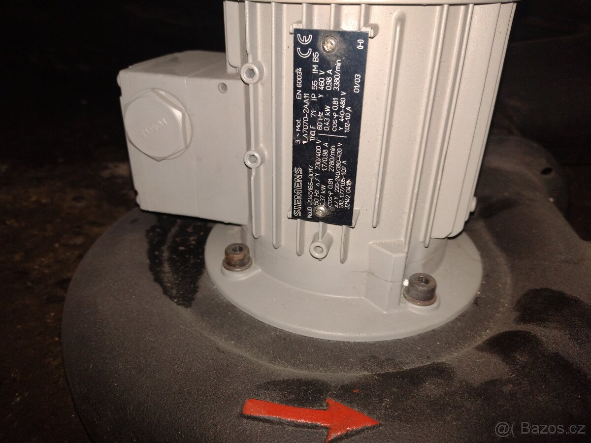 Kovářská výheň, ochranný klín, ventilátor - 4