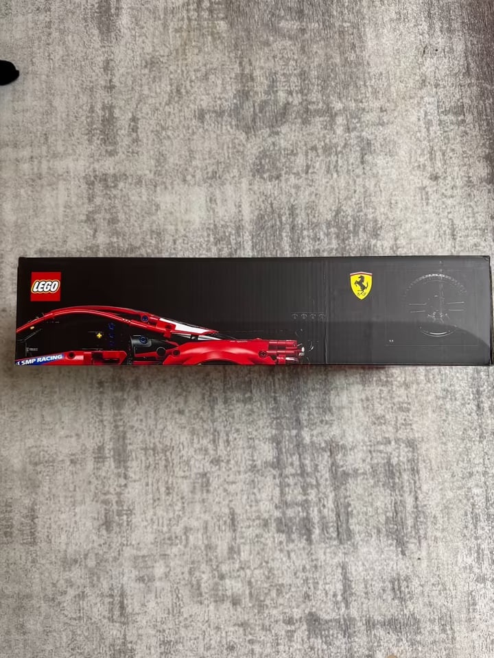 Lego Technic Ferrari - 4
