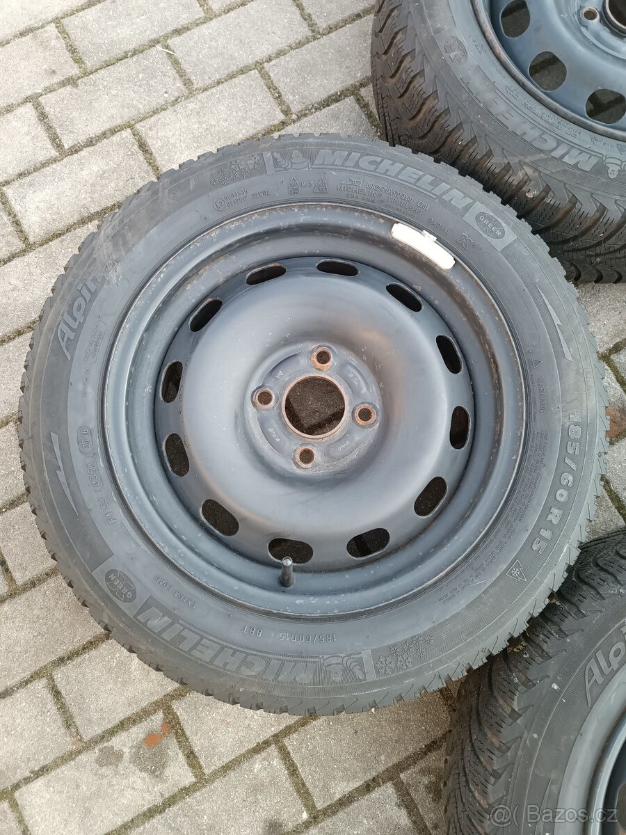 467. Zimní sada Ford 185/60 R15 - 4