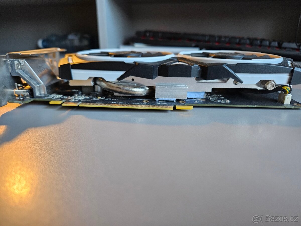 MSI Radeon RX 570 ARMOR 4GB - 4