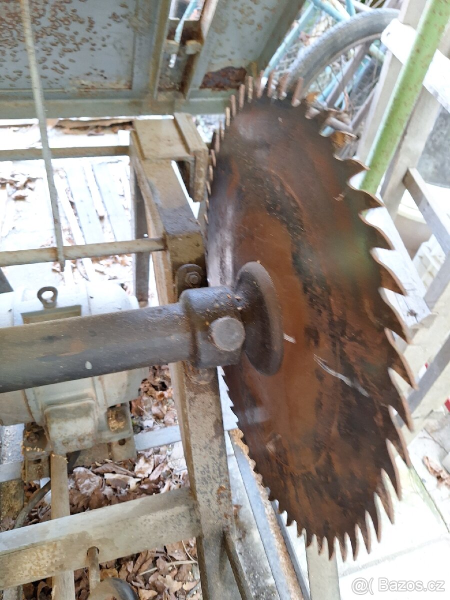 Kolébkou cirkulárku tovární výroby - 4