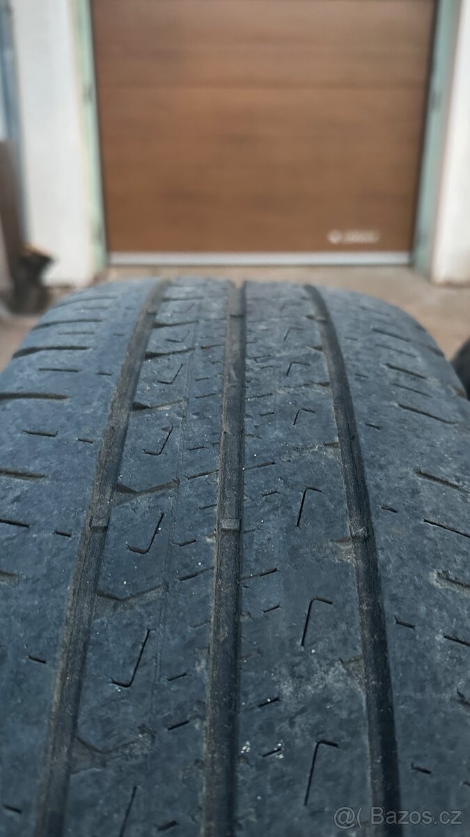 Kola + pneu WV T5 - 215/65R16C - 4