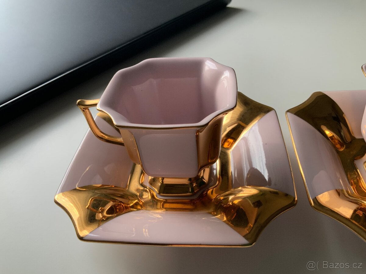 Sada šálků a podšálků Růžový porcelán - 4