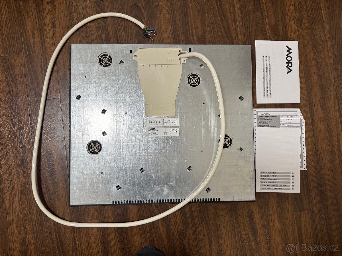 Indukční varná deska Mora MIT 600 FF černá/sklo - 4