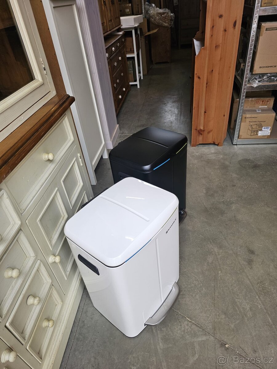 NOVÝ ODPADKOVÝ KOŠ 2X20 LITRŮ - 4