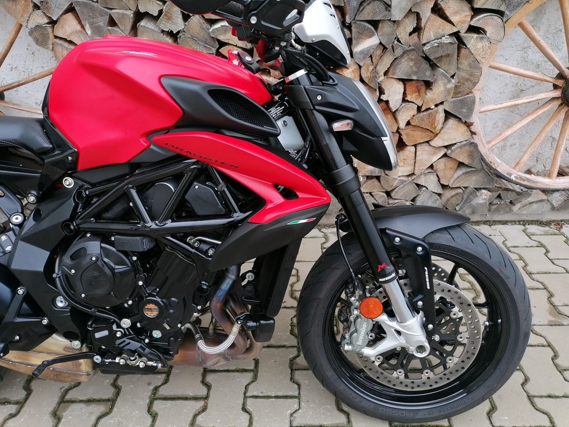 MV Agusta Dragster 800 ROSSO - 4