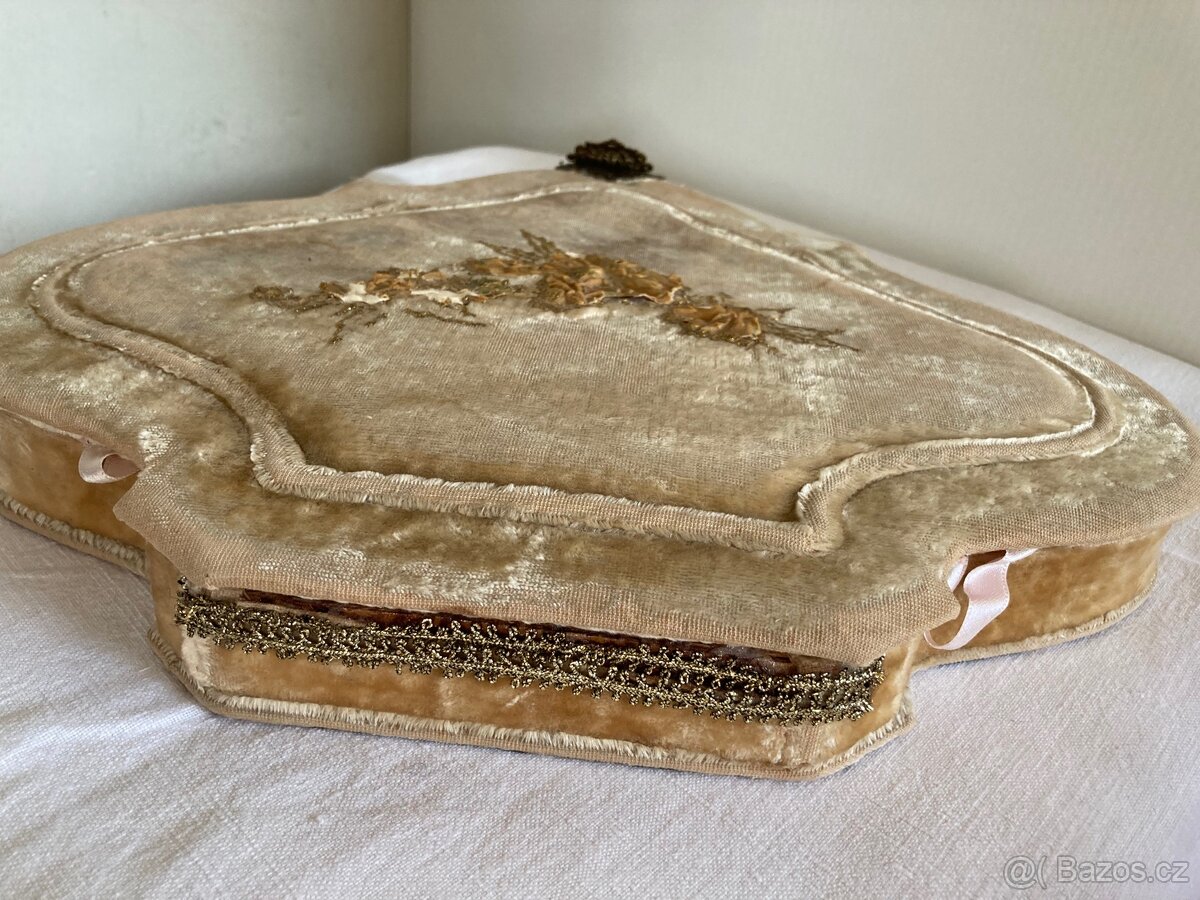 Pouzdro na příbory - 4