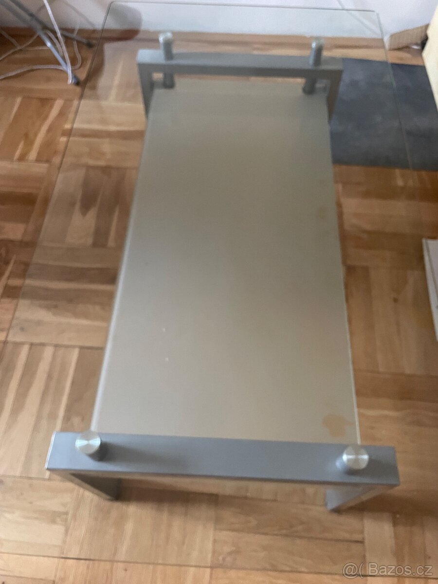 Konferenční stolek - 4