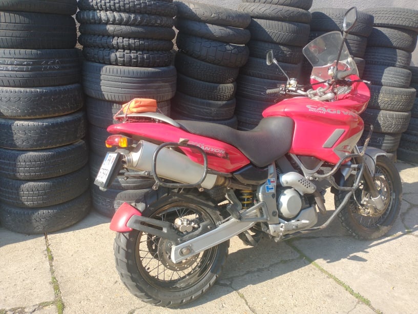 Prodam cagiva grancanyon 900i.e
