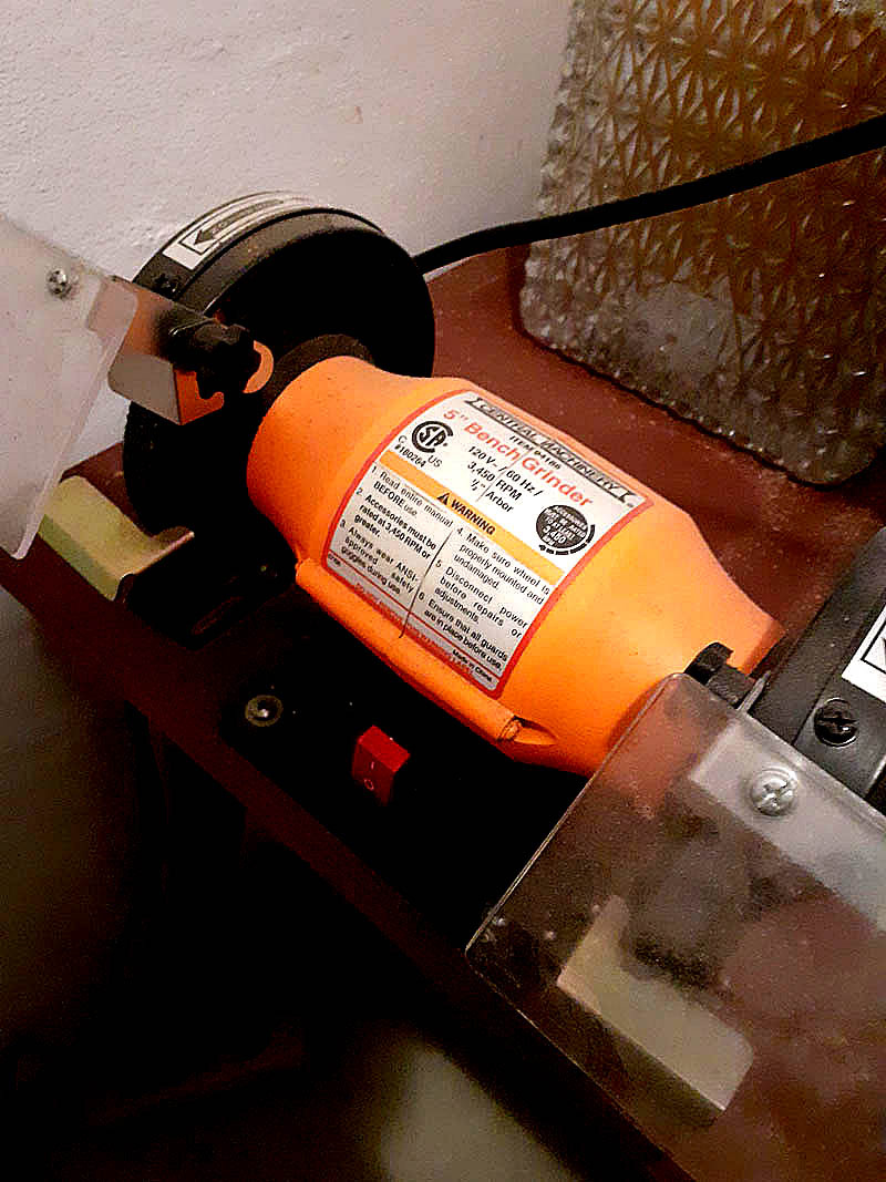 Okružní pila, stojanová vrtačka, hoblík a bruska - 4