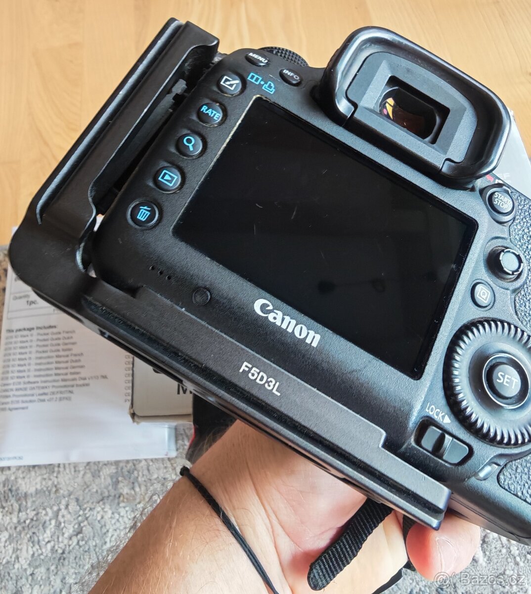 Canon EOS 5D Mark III - 4