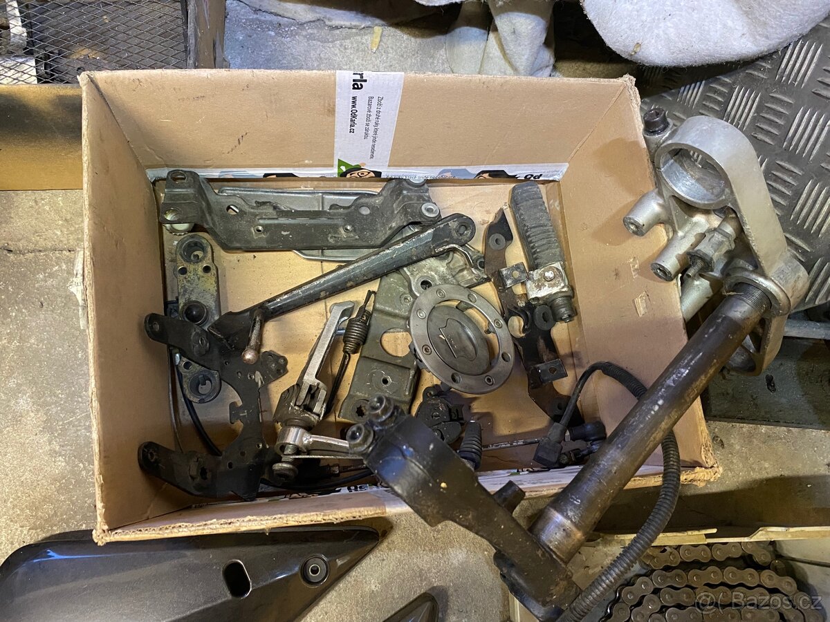 Dily Suzuki gsf 600 bandit - 4