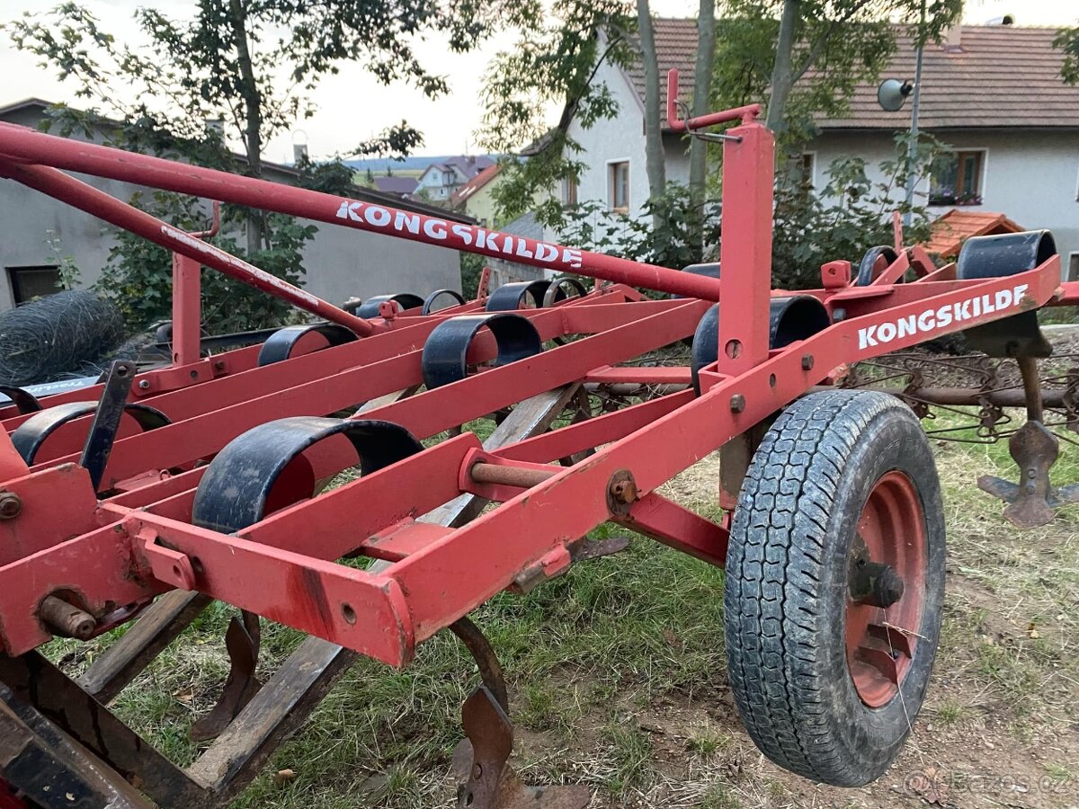 Radličkový podmítač Kongskilde - 4