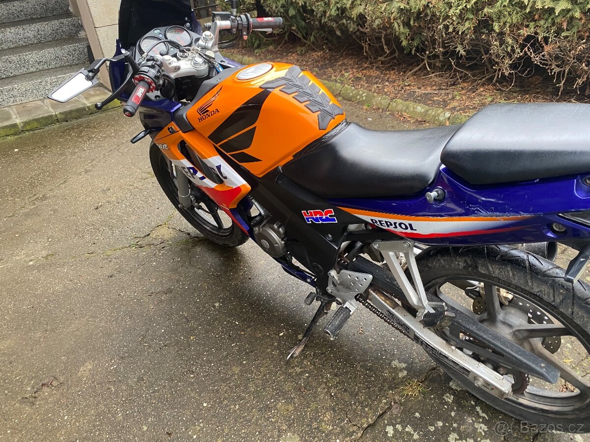 Honda cbr125 - 4