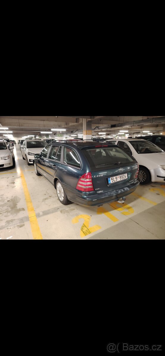 Mercedes Benz C220 W203 R.V 2002 - 4