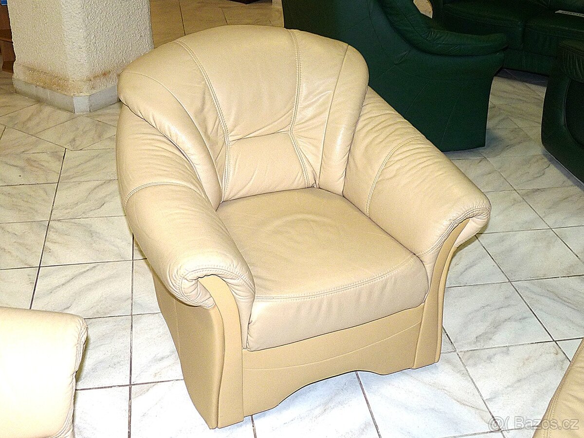 menší kožená sedačka 3+1+1 - 4