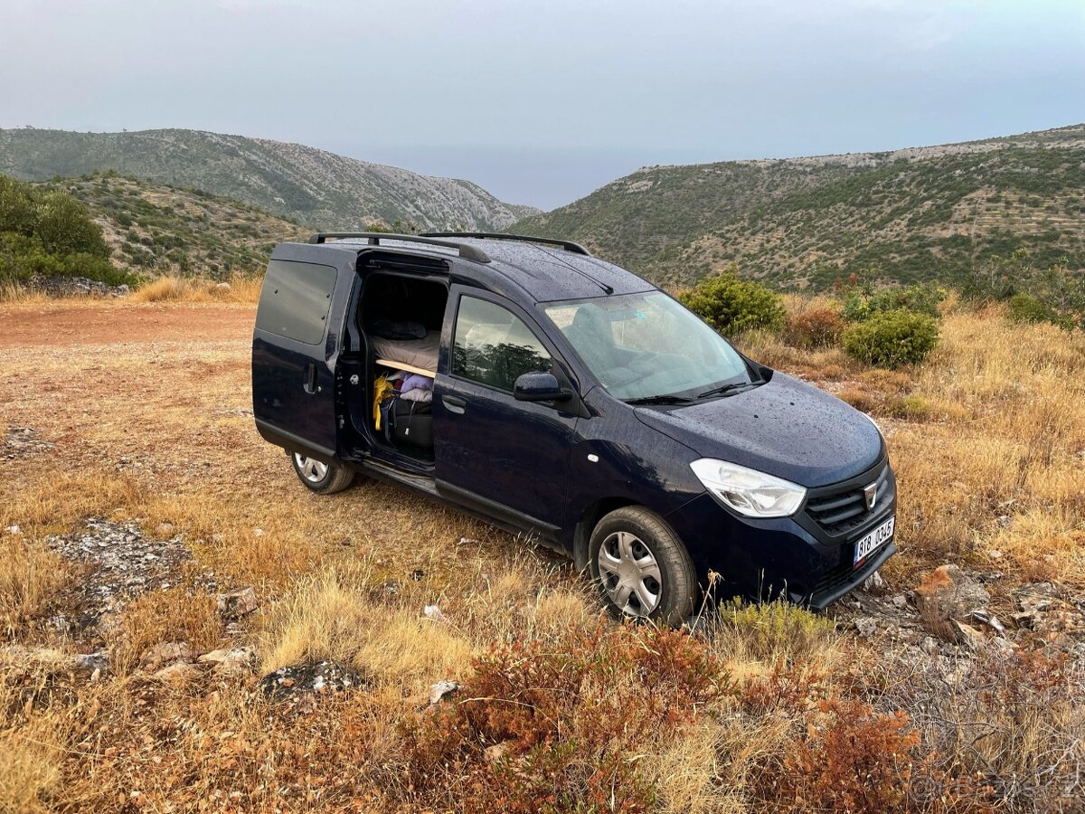 Dacia Dokker 2015 s LPG - mini obytný vůz - 4