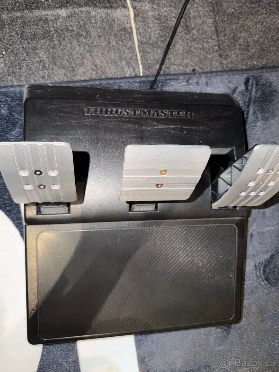 Herní volant Thrustmaster - 4