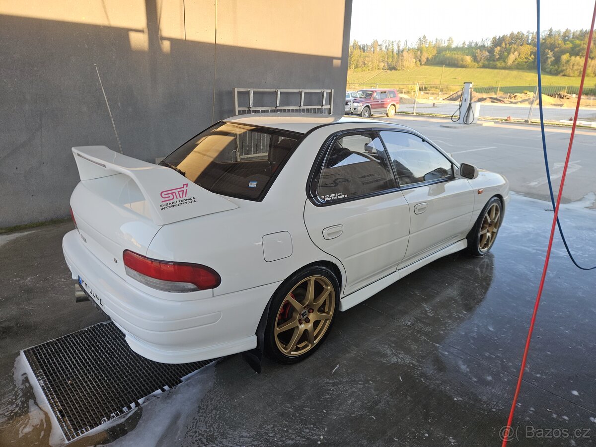 Subaru Impreza gc8 - 4