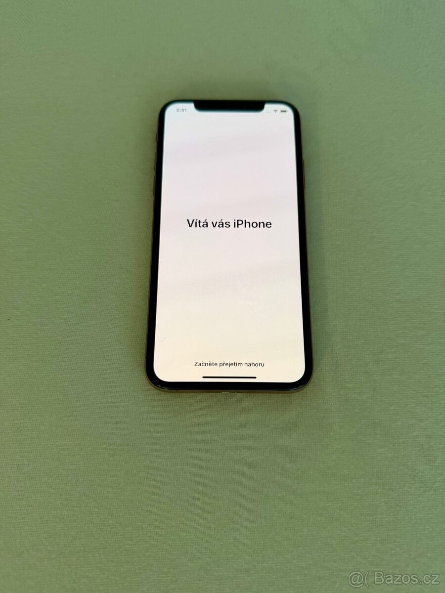 iPhone XS - 4