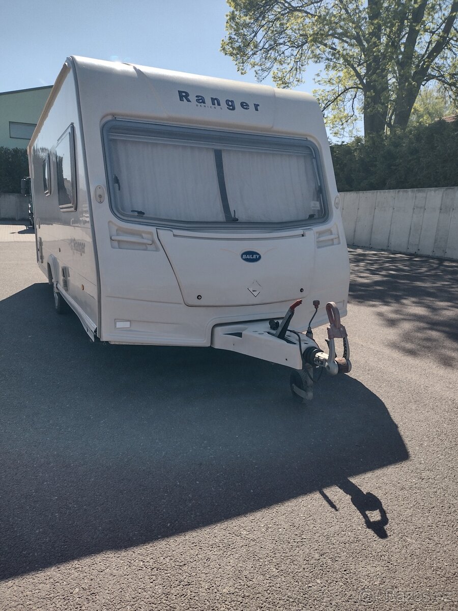 Karavan Bailey Ranger 550 ---6osob - 4