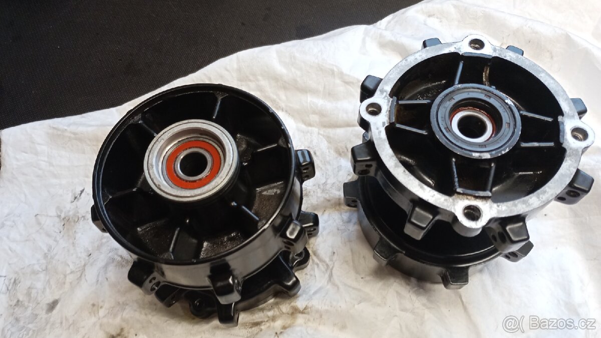 Střed kola Honda Transalp - 4