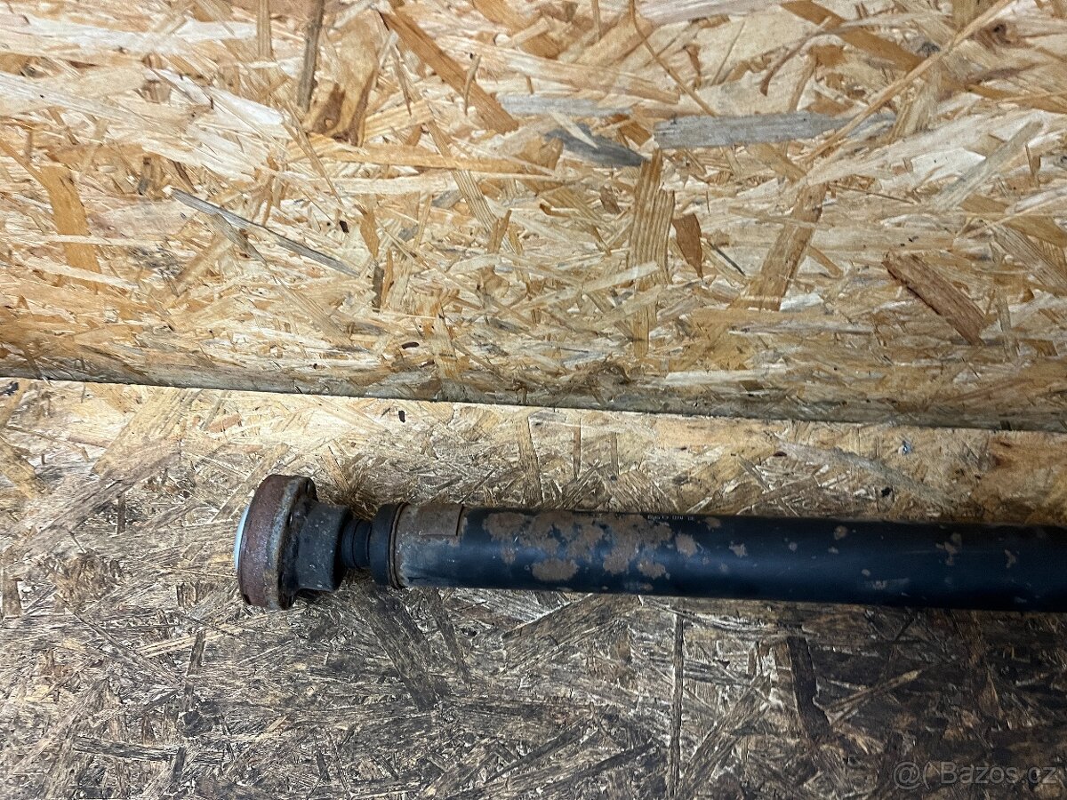 KARDANOVÁ HŘÍDEL BMW E61 3.0D MANUÁL 6 KVALT - 4