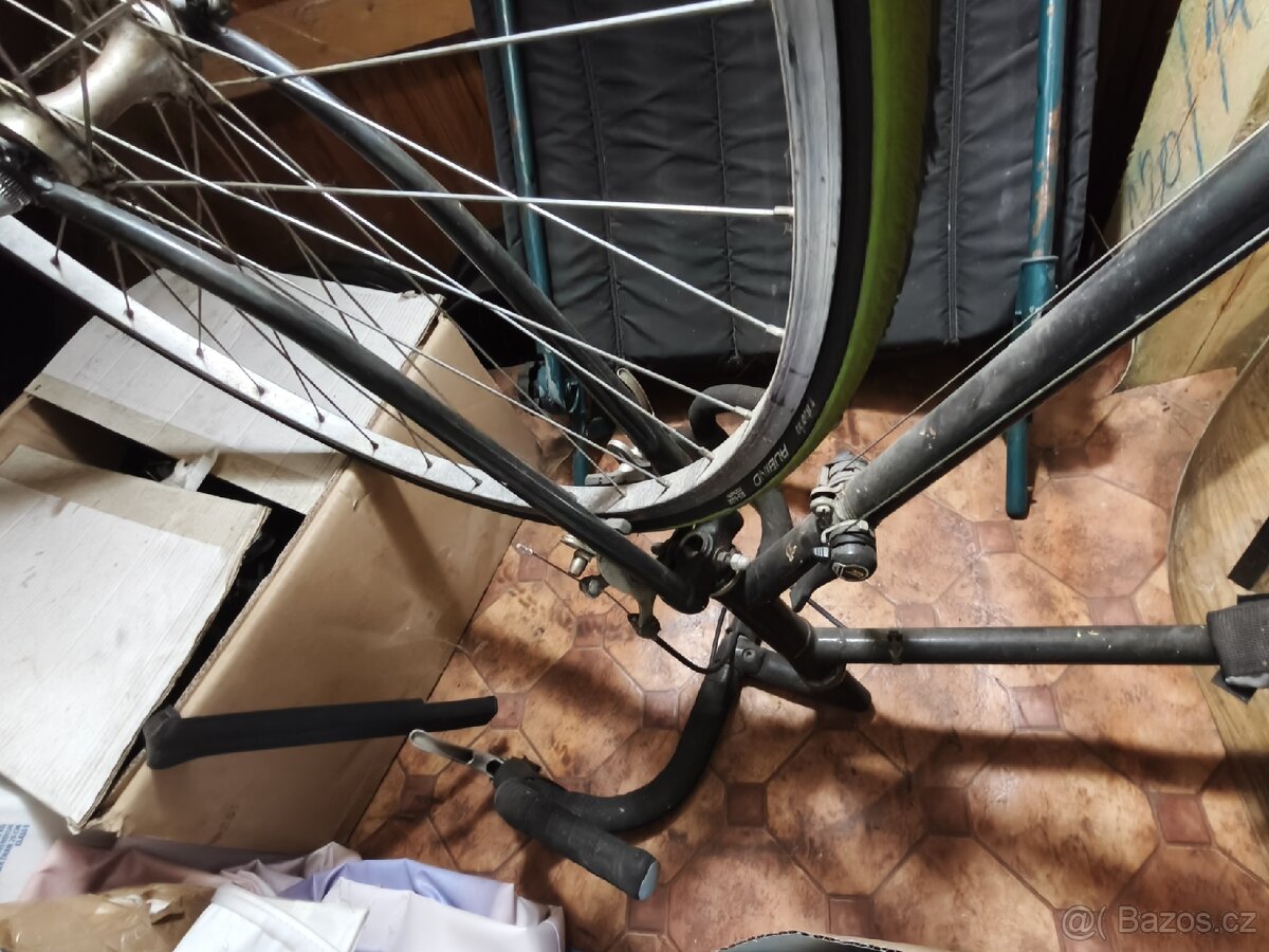 Silniční kolo favorit - 4