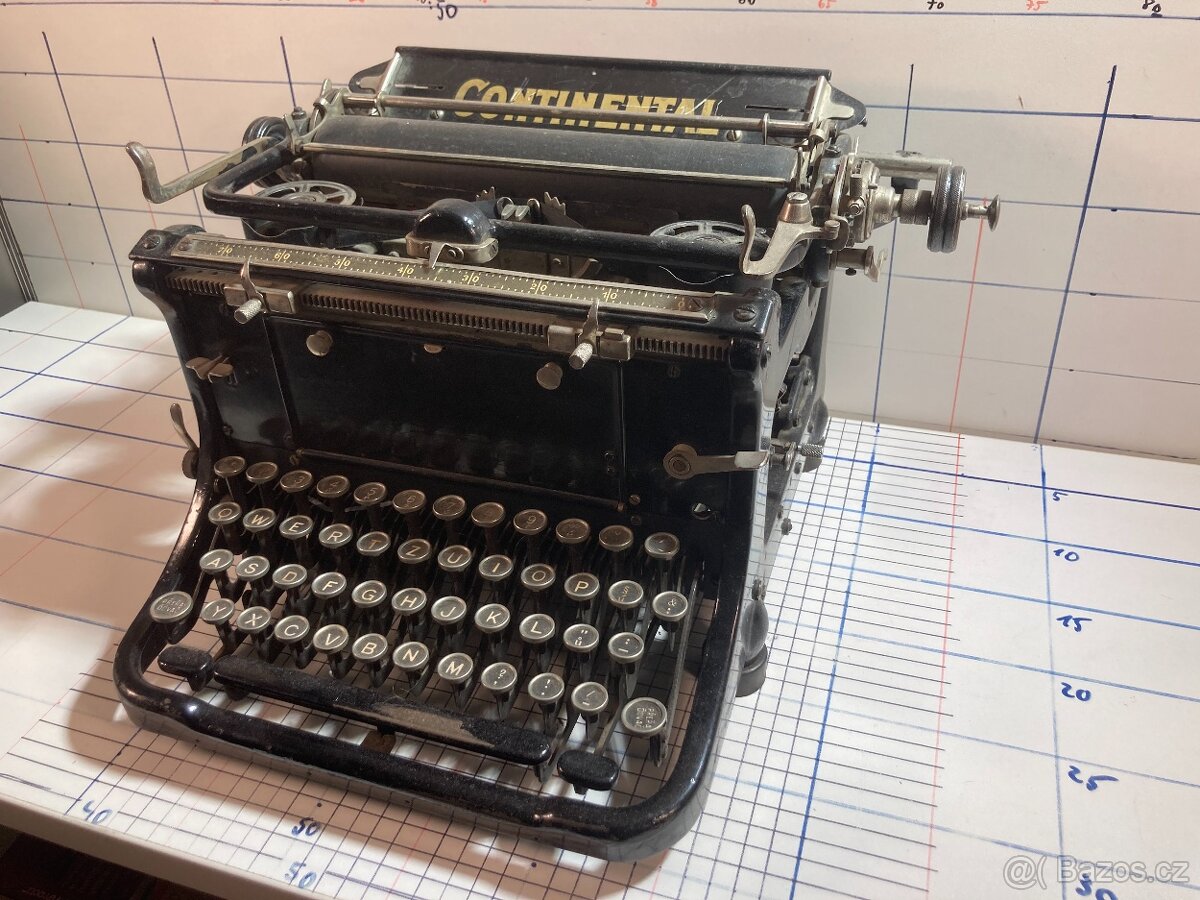 stary psaci stroj Continental - funkcni - 4