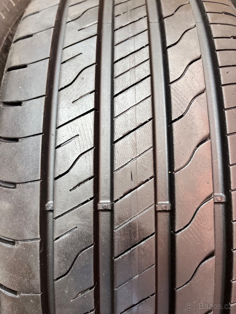 Pneumatiky 205/55/R17 Good Year performance 2 - 4