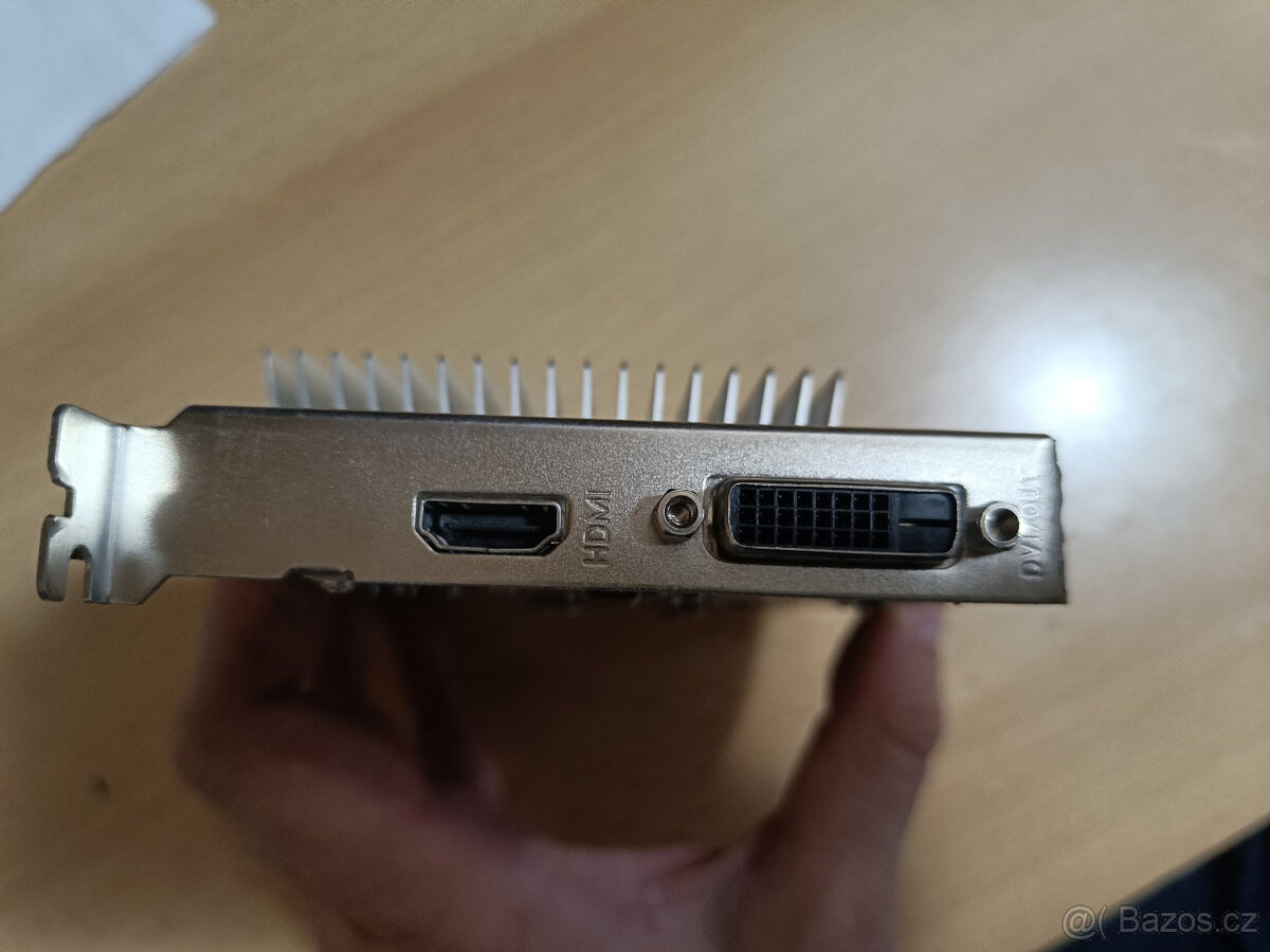 Grafická karta GT1030 2GB DDR5, pasivní chlazení - 4