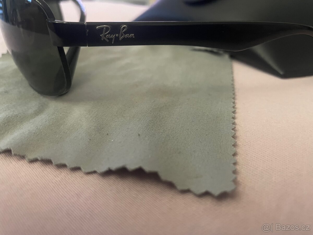 Sluneční brýle Ray ban 3445 - 4