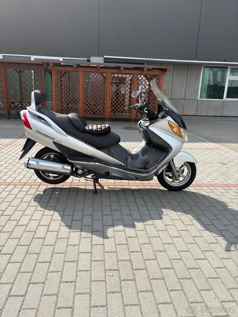 Suzuki Burgman 400 - 4