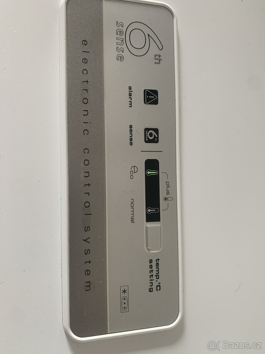 Mrazák Whirlpool - 4