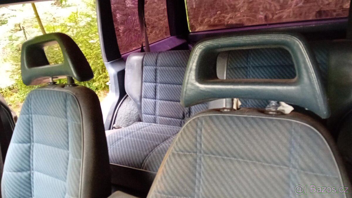 Prodám ND na Jeep Cherokee Renix XJ 4.0 - 4