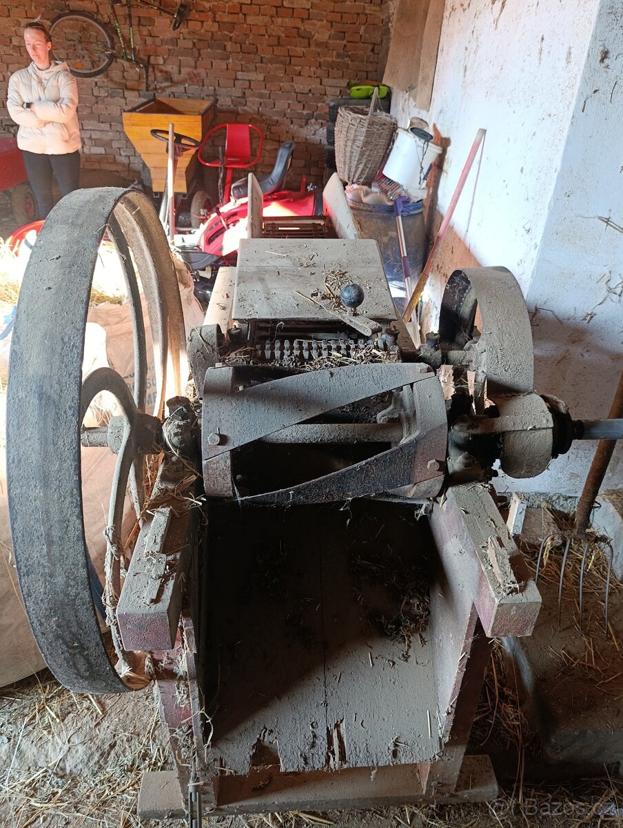 Řezačka kopřiv a slámy - 4