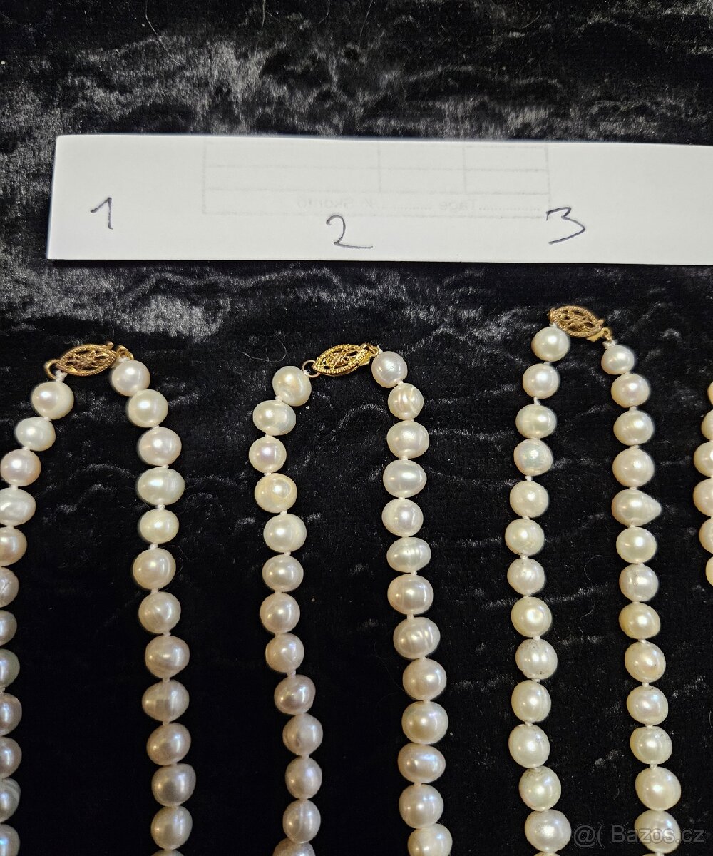 Perlové náhrdelníky značené 14/20 - 4