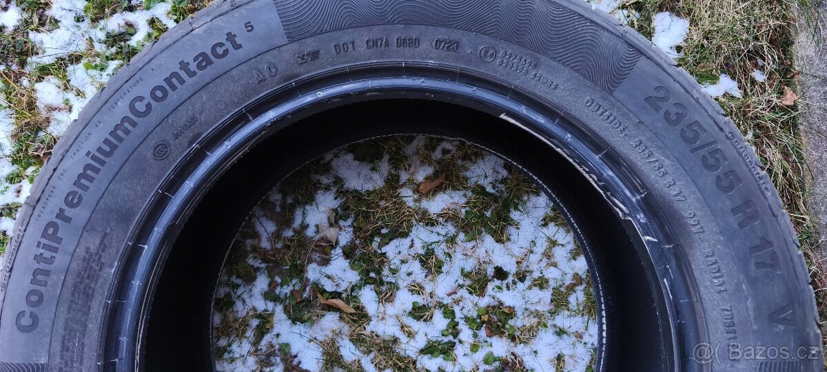 235 55 R17 V Continental - 4