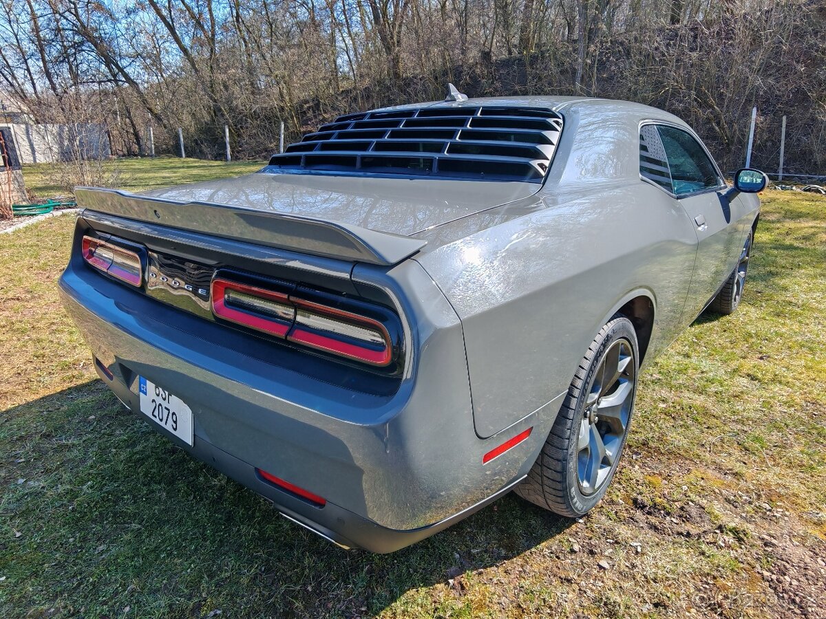 Dodge Challenger 3.6 227kw r.v 2019 - 4