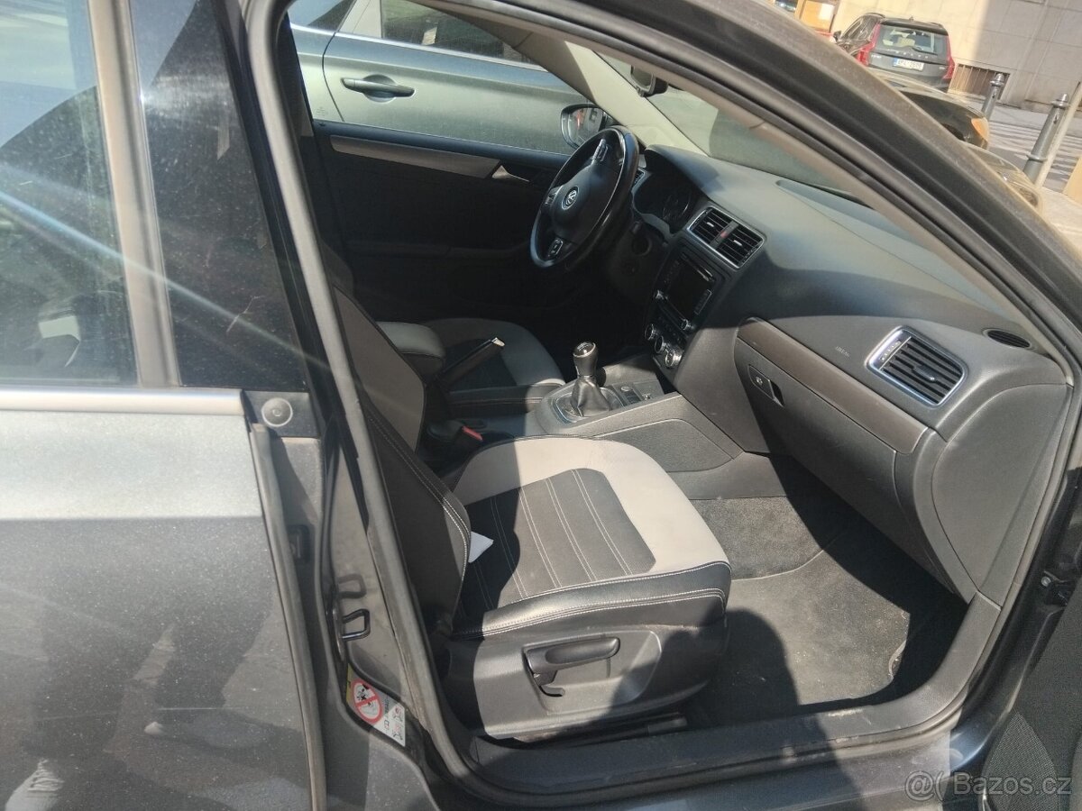 volkswagen jetta 1.4 tsi - 4