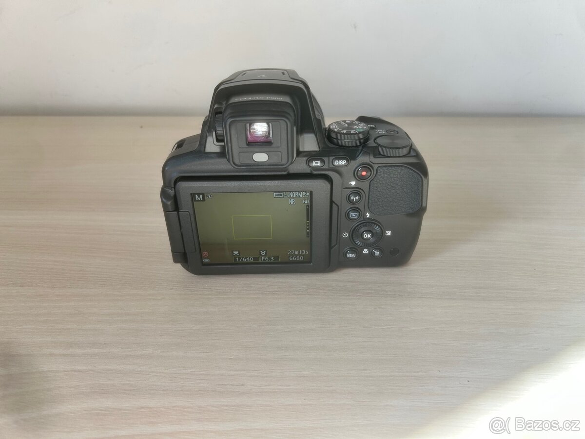 Nikon Coolpix P900 - 4